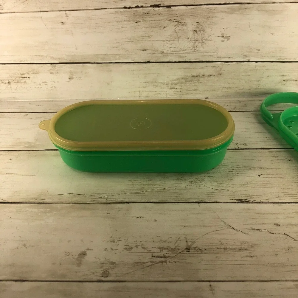 VTG Tupperware Cheese Grater/Microwave Breakfast Maker Green Steamer w/ Lid 3pc